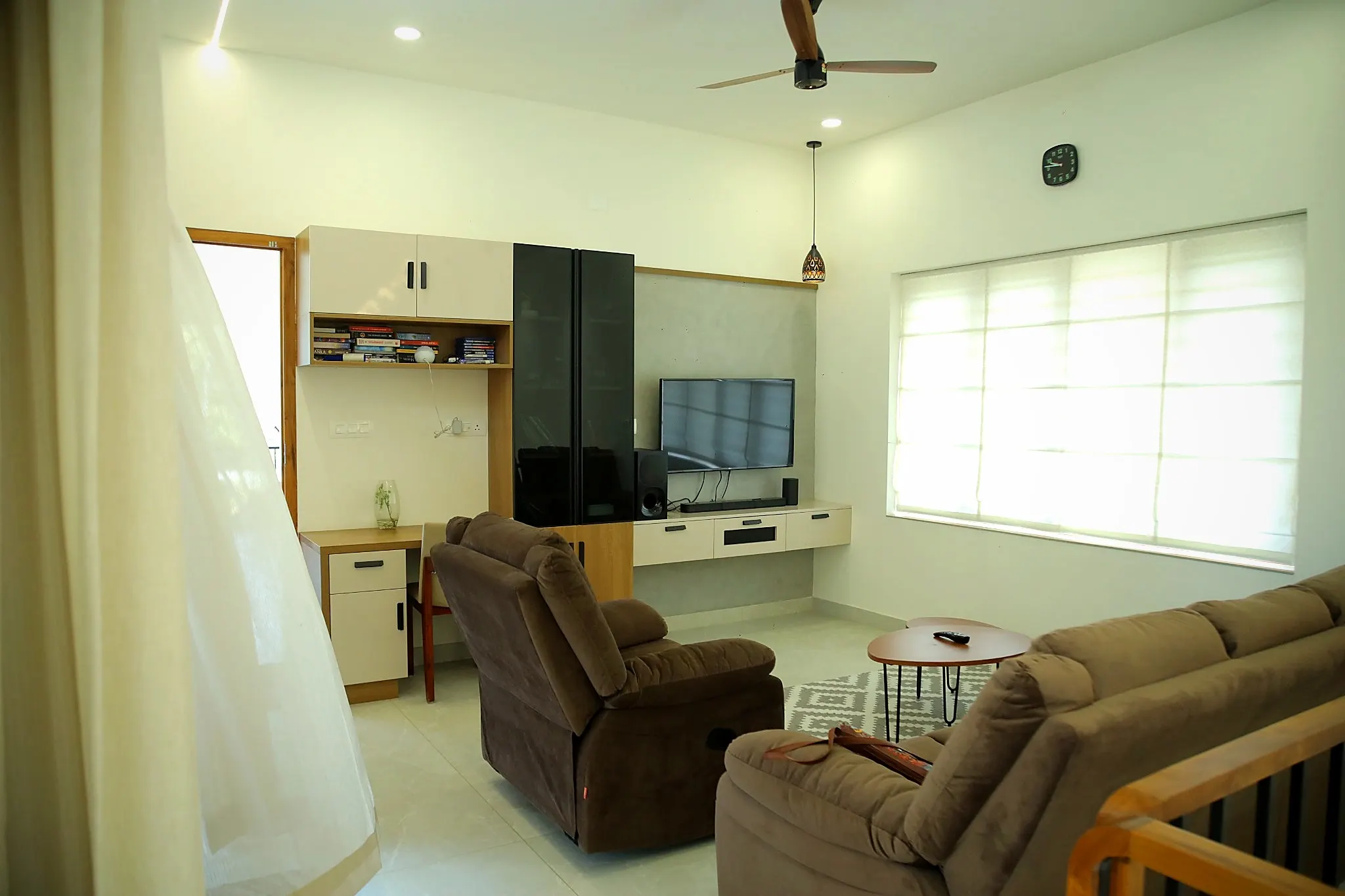 upper-living-area
